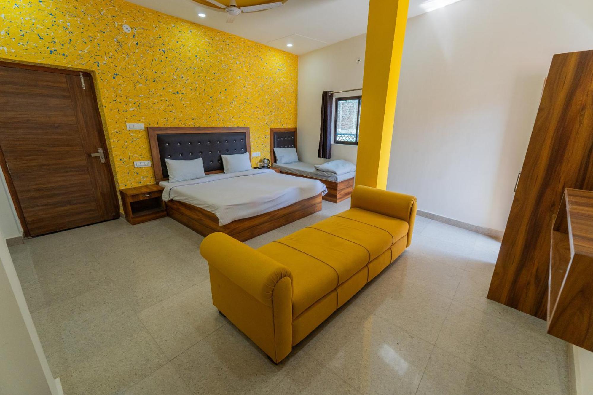 Big Brother Hostel Hotel Agra  Quarto foto